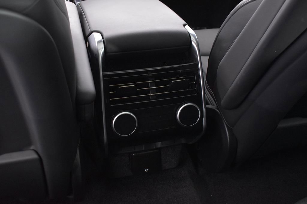 Used 2023 Land Rover Range Rover SE image 24