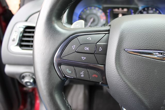 Used 2015 Chrysler 200 S FWD image 12