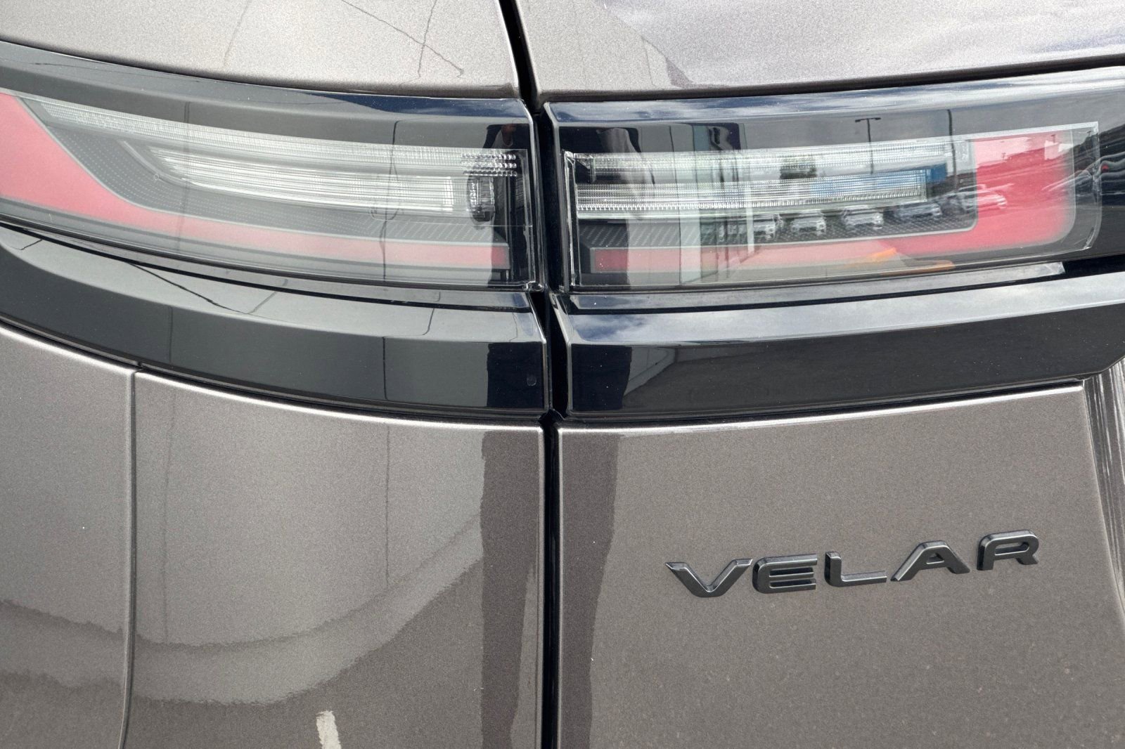 Used 2026 Land Rover Range Rover Velar Dynamic SE image 34