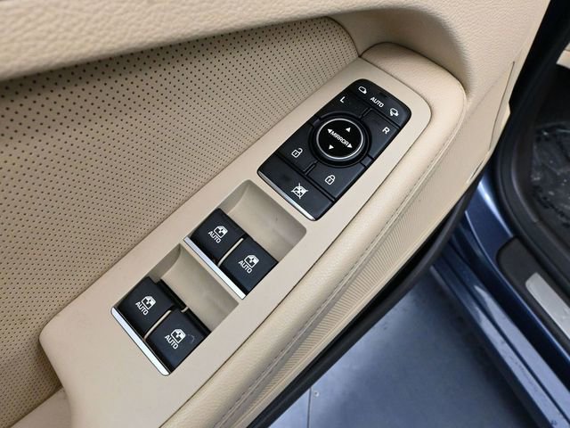 Used 2015 Hyundai Genesis 3.8 w/ Option Group 02 image 20