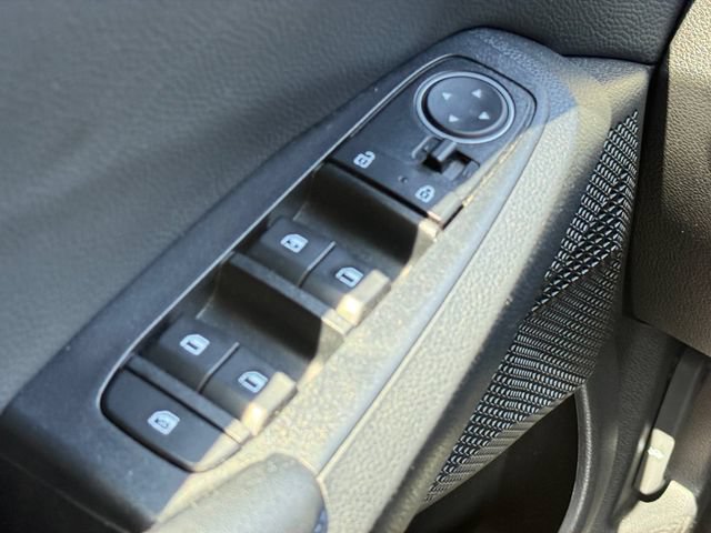 Used 2022 Kia Seltos S FWD image 15