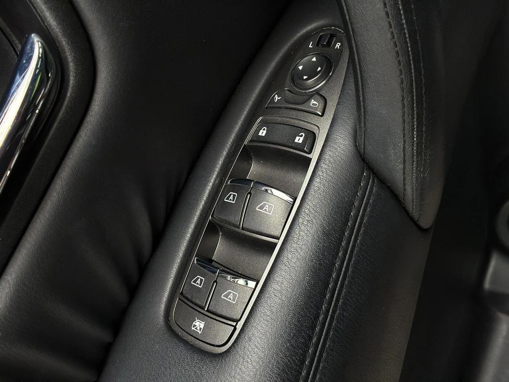 Used 2024 Nissan Armada SL w/ Midnight Edition Package image 24