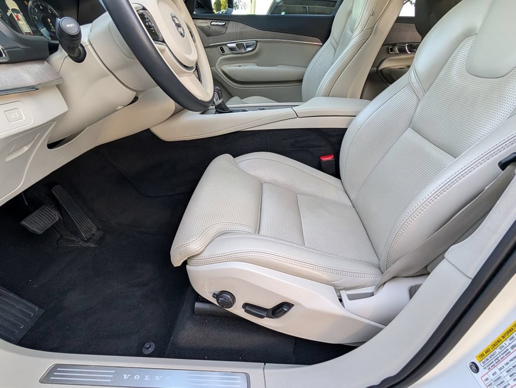 Used 2022 Volvo XC90 T6 Inscription w/ Advanced Package AWD/4WD image 16