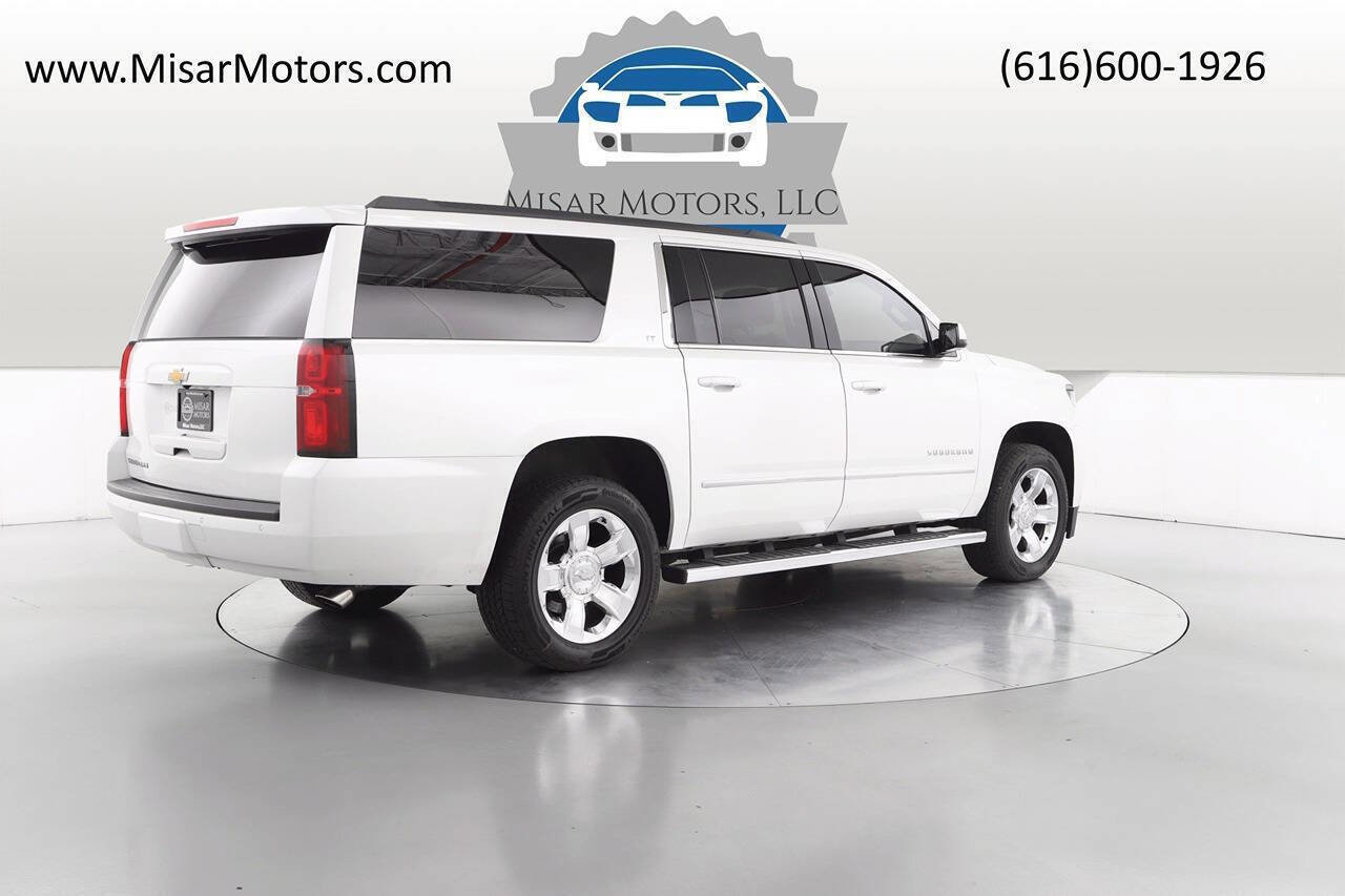 Used 2017 Chevrolet Suburban LT w/ LT Signature Package image 4