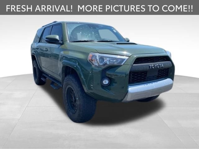 Used 2022 Toyota 4Runner TRD Off-Road Premium w/ Moonroof Package AWD/4WD image 3
