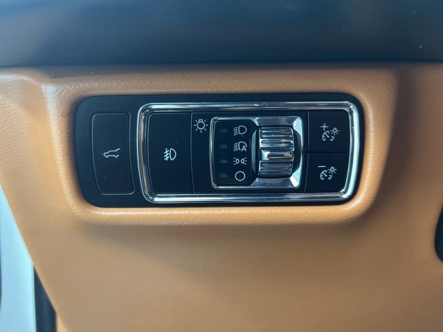 Certified 2023 Lincoln Aviator Black Label w/ Class IV Trailer Tow Package image 21