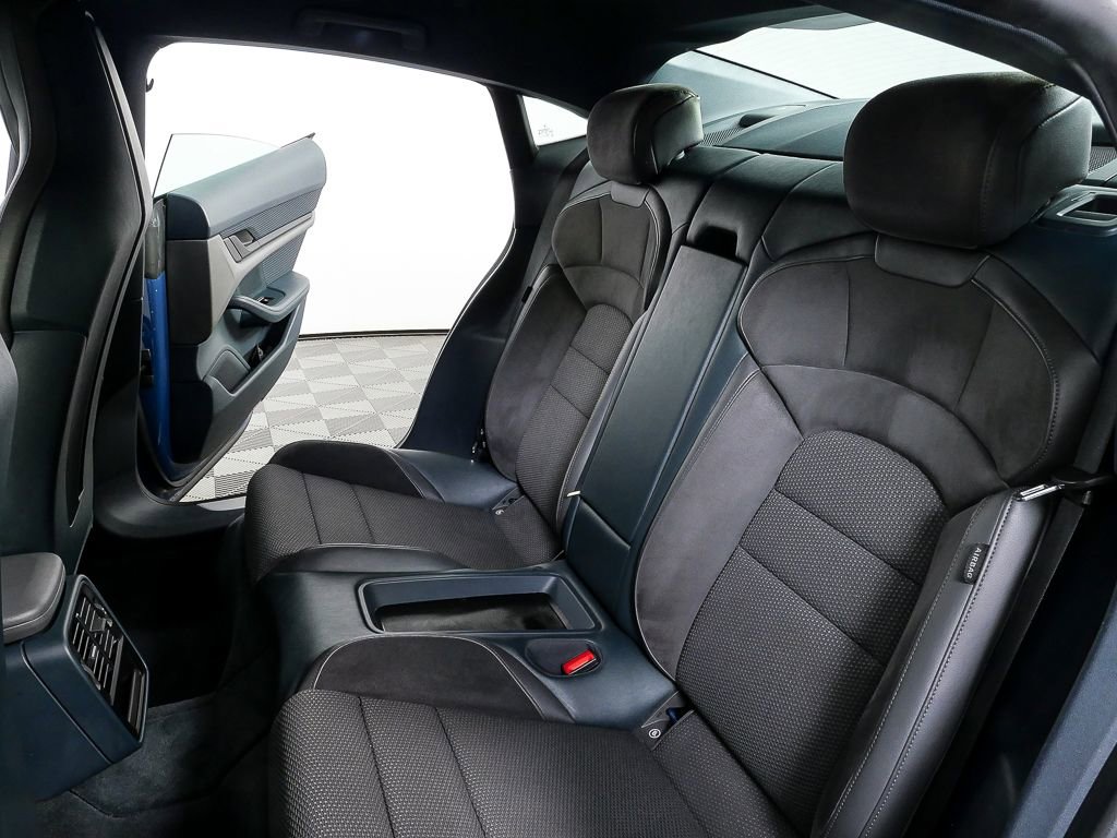 Certified 2022 Porsche Taycan 4S AWD/4WD image 18