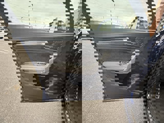 Used 2018 Audi SQ5 Premium Plus image 17