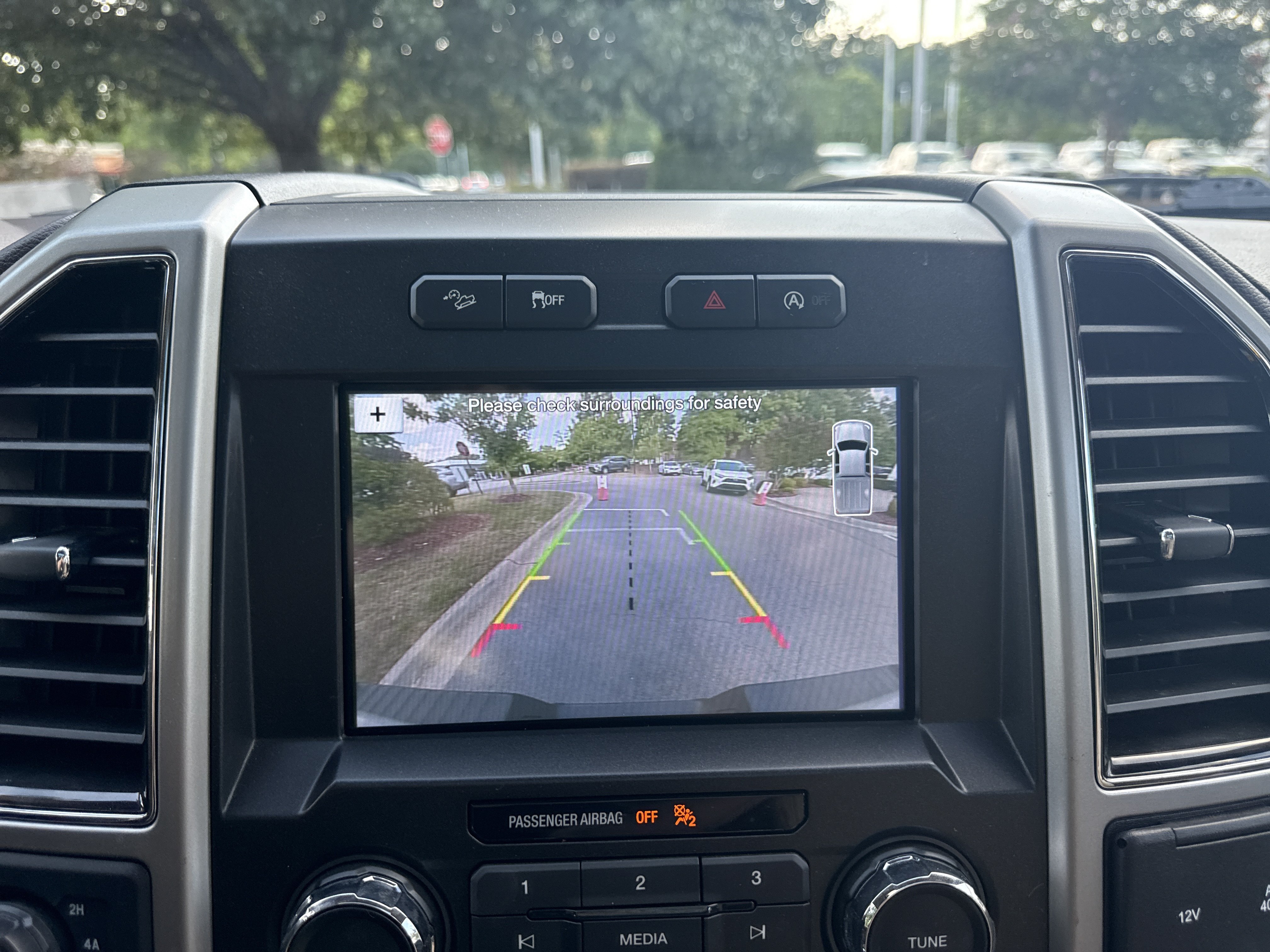 Used 2018 Ford F150 Lariat AWD/4WD image 25