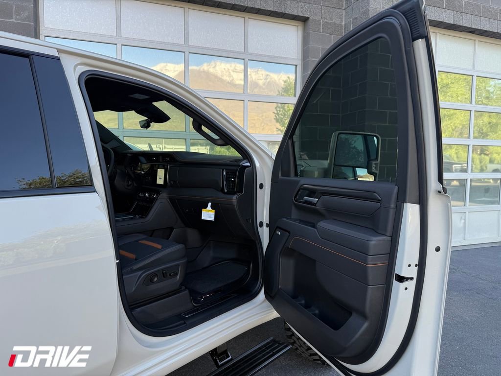 Used 2026 GMC Sierra 2500 AT4 w/ AT4 Premium Plus Package AWD/4WD image 44