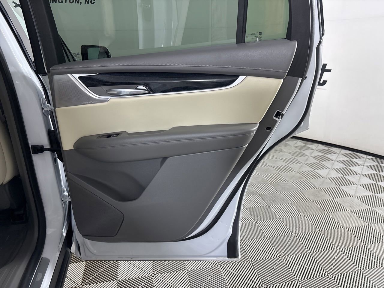 Used 2024 Cadillac XT6 Premium Luxury w/ LPO, Floor Liner Package image 26