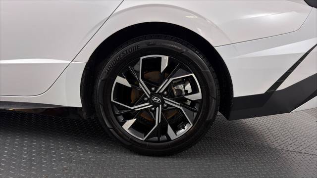 Used 2025 Hyundai Sonata SEL FWD image 36