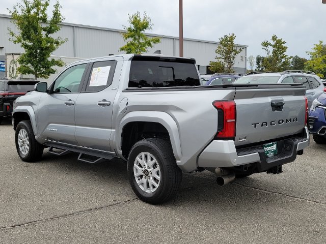 Used 2024 Toyota Tacoma SR5 w/ SR5 Upgrade Package RWD image 4