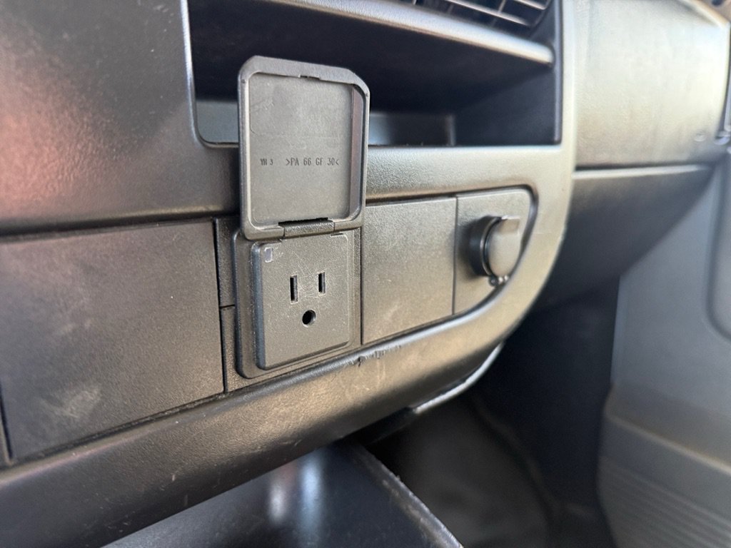 Used 2018 GMC Savana 2500 w/ Driver Convenience Package RWD image 17