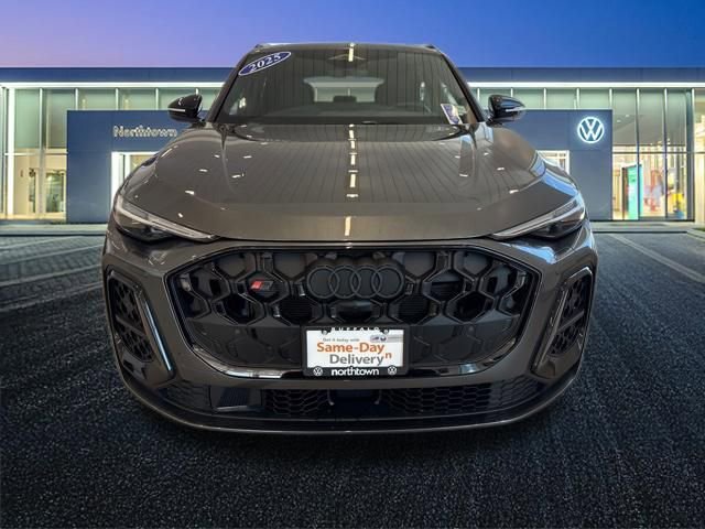 Used 2025 Audi SQ5 Premium Plus image 5