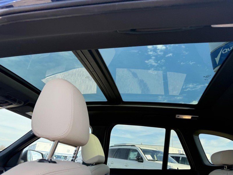 Used 2022 BMW X1 xDrive28i w/ Convenience Package image 11