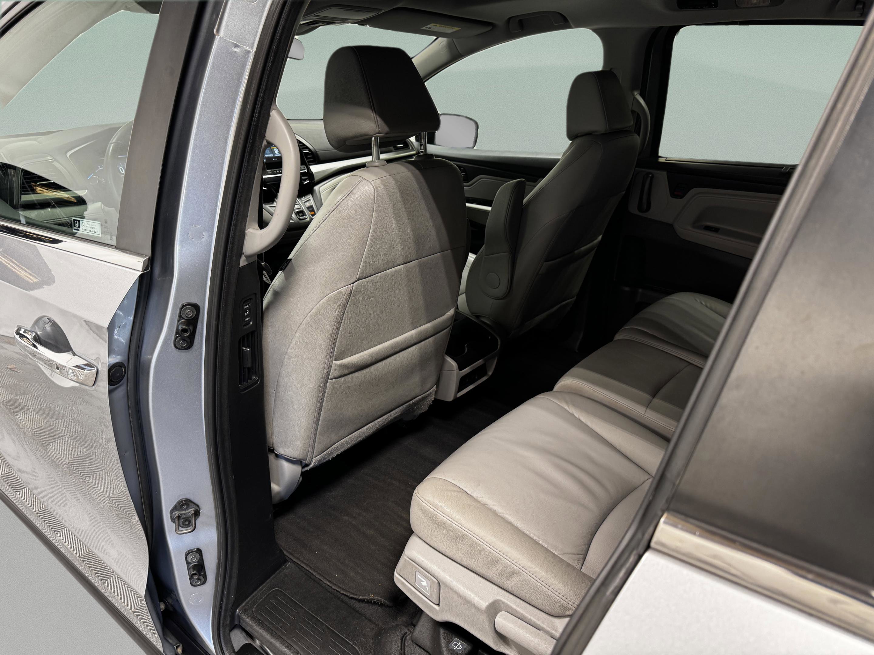 Used 2019 Honda Odyssey EX-L image 10