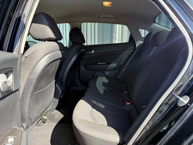 Used 2020 Kia Optima LX FWD image 5
