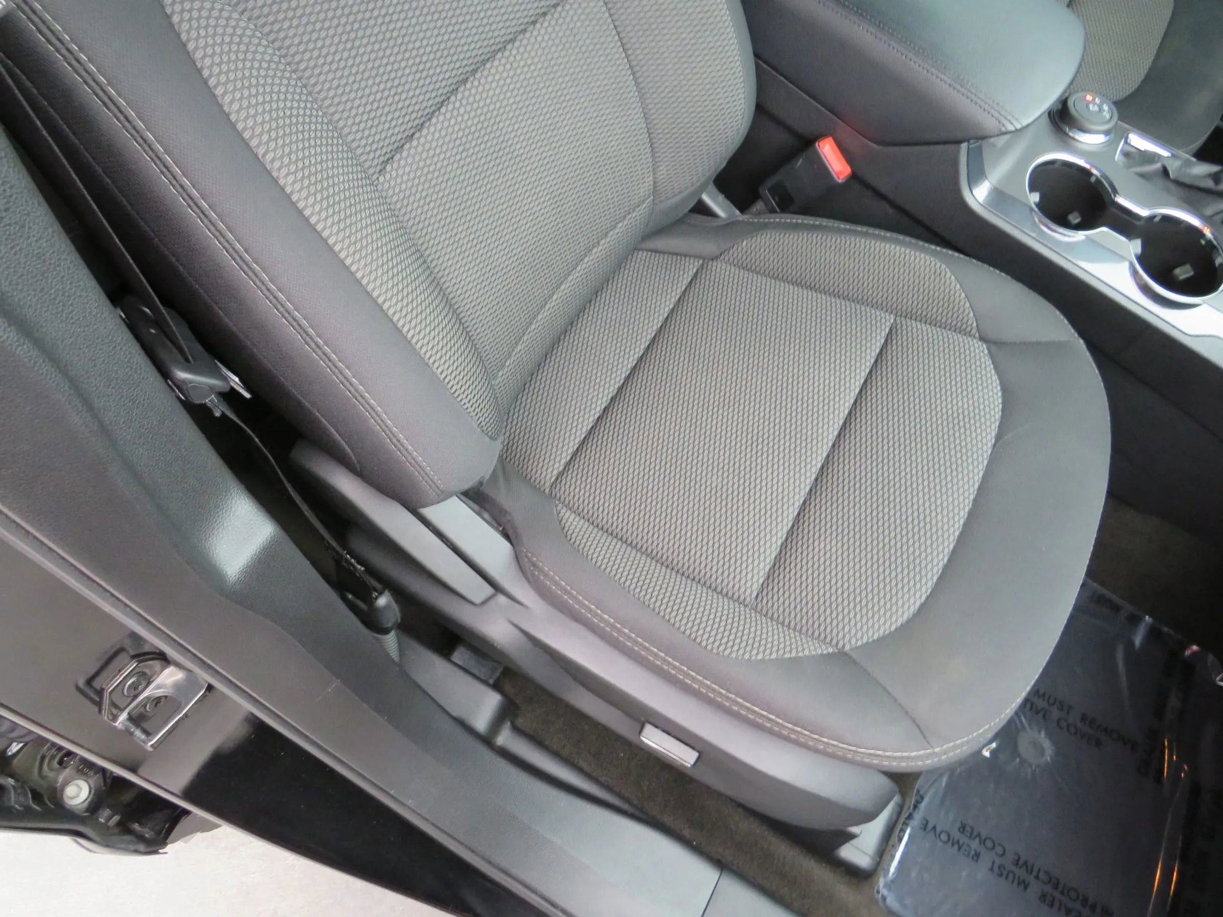 Used 2018 Ford Explorer XLT image 34