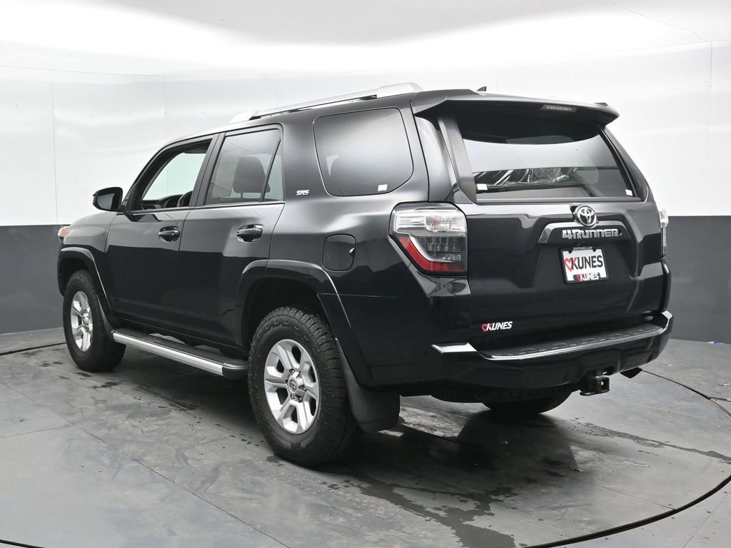 Used 2015 Toyota 4Runner SR5 image 9