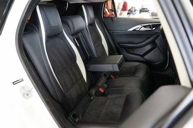 Used 2018 INFINITI QX30 Sport w/ Cargo Package image 44