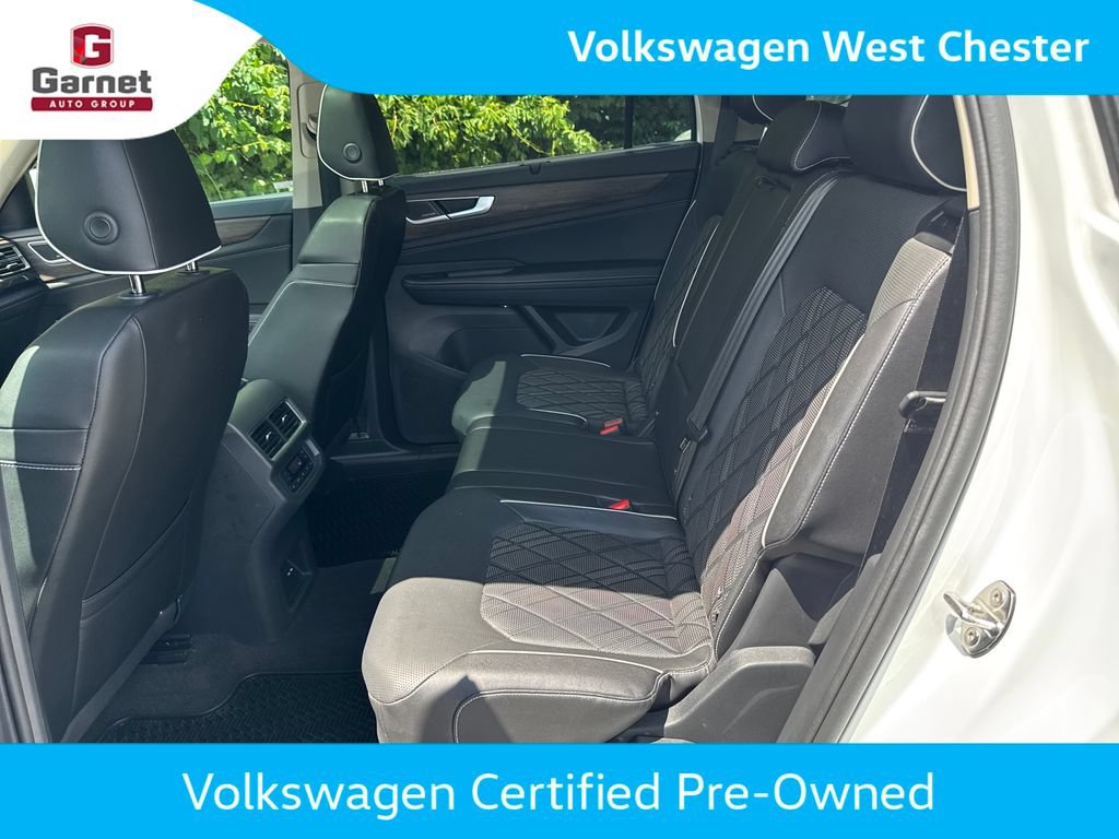 Certified 2024 Volkswagen Atlas SEL Premium R-Line AWD/4WD image 29