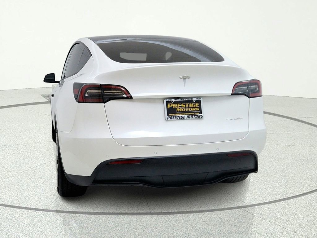 Used 2022 Tesla Model Y Long Range AWD/4WD image 5