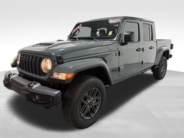 New 2026 Jeep Gladiator Sport AWD/4WD image 2