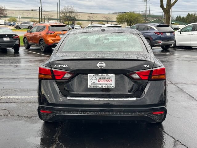 Used 2022 Nissan Altima 2.5 SV FWD image 5