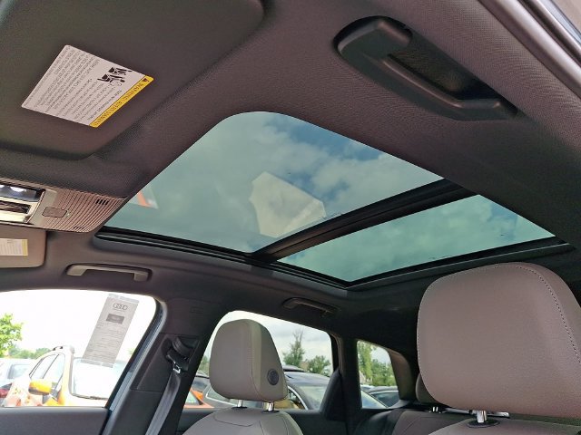 New 2026 Audi Q3 quattro 2.0T AWD/4WD image 11