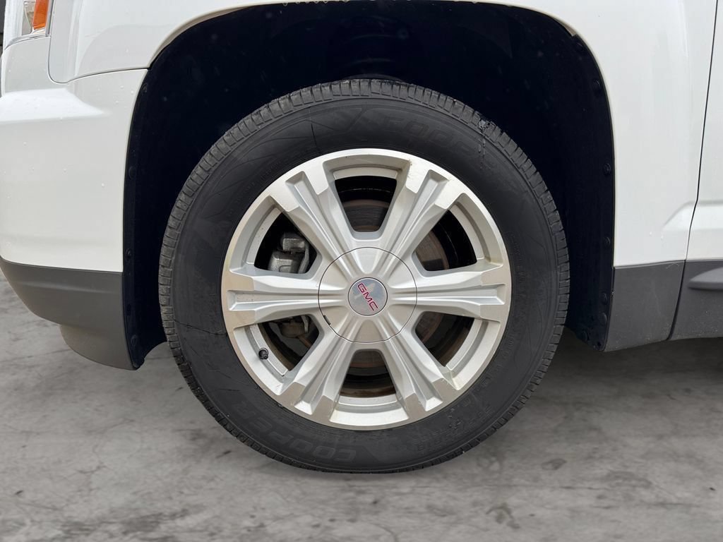Used 2017 GMC Terrain SLT w/ Open Road Package AWD/4WD image 8