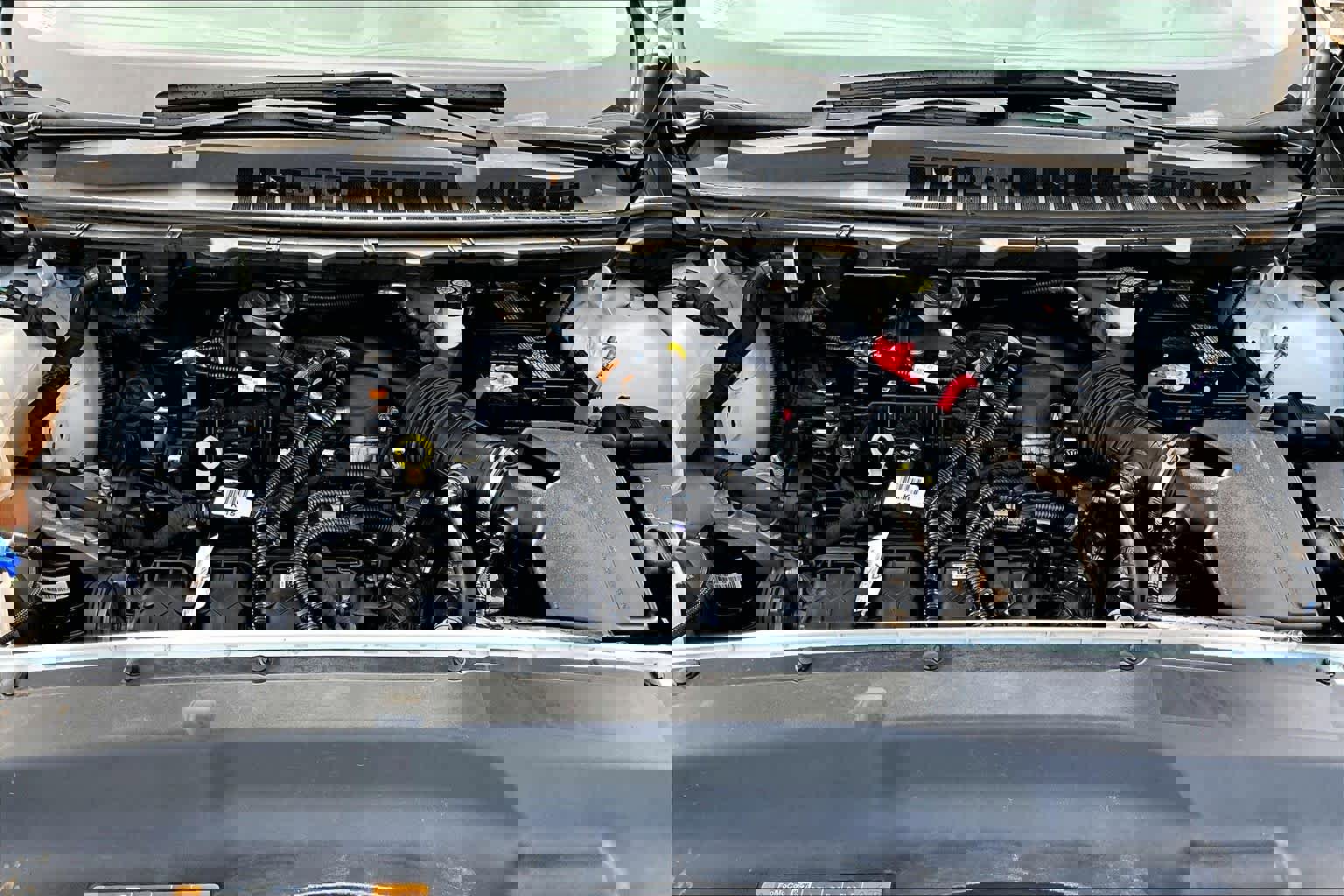 Used 2021 Ford Edge Titanium FWD image 32