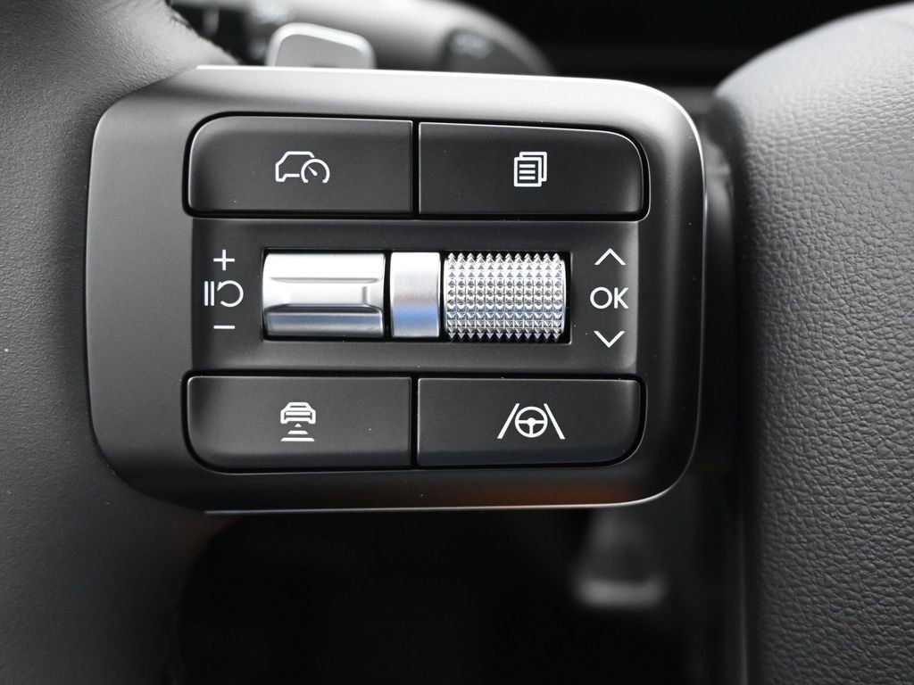 New 2026 Hyundai Santa Fe SE image 28