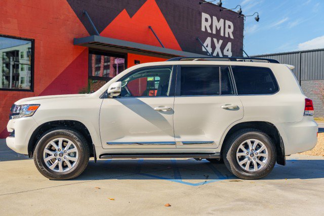 Used 2021 Toyota Land Cruiser image 8