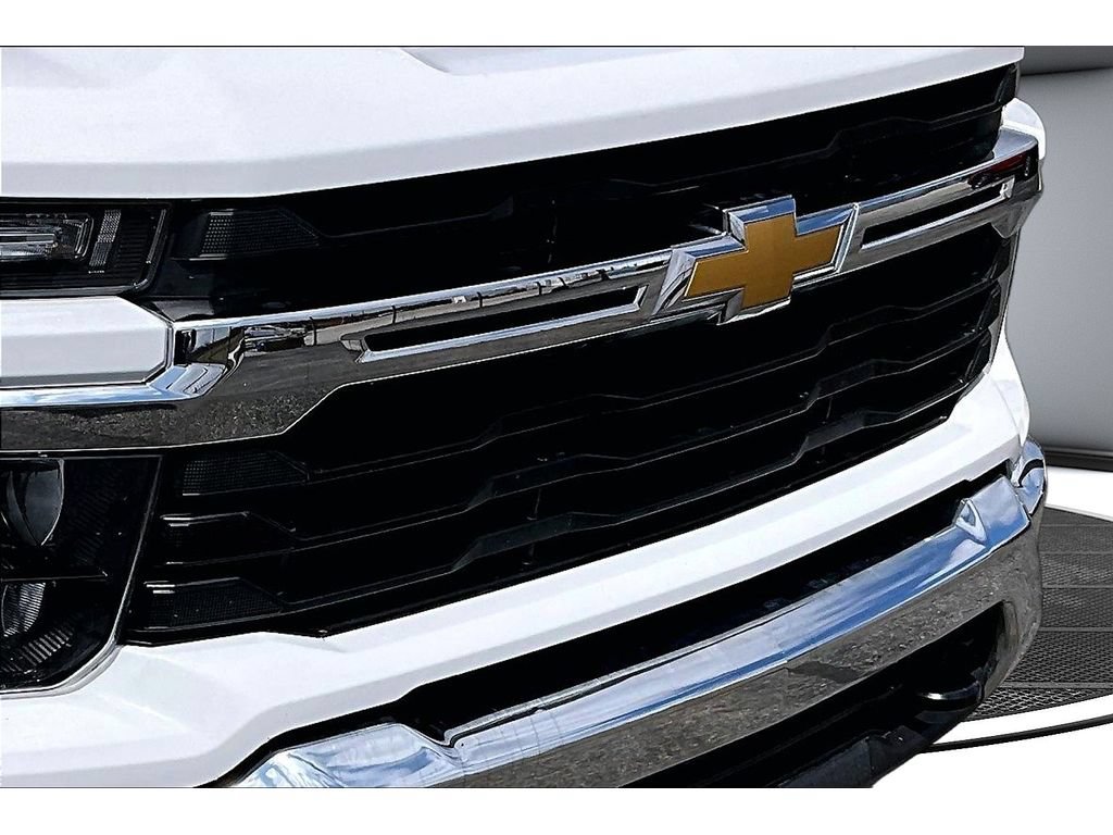 Used 2025 Chevrolet Silverado 2500 LT w/ Convenience Package AWD/4WD image 31
