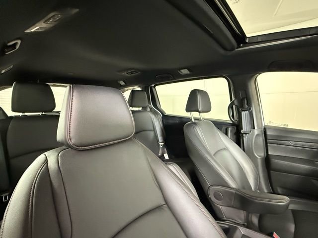 Used 2025 Honda Odyssey Sport-L image 32
