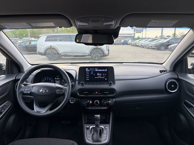 Used 2023 Hyundai Kona SEL image 25