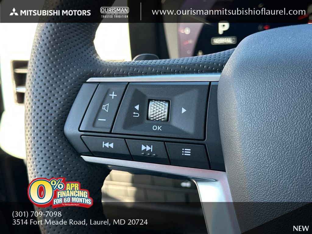 New 2025 Mitsubishi Outlander SEL image 27