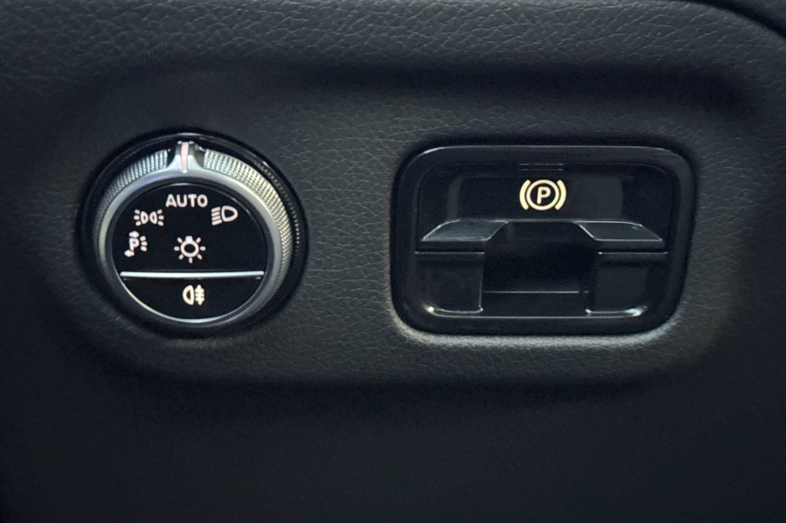 Certified 2023 Mercedes-Benz EQE 350+ 350 Sedan image 31