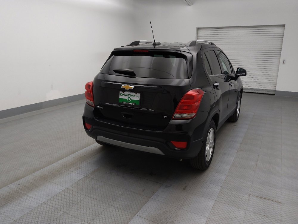 Used 2020 Chevrolet Trax LT w/ LT Convenience Package image 7