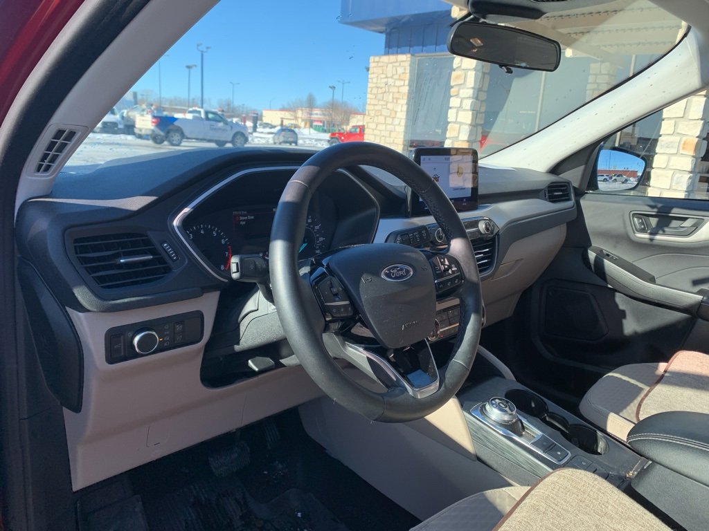 Used 2022 Ford Escape SE w/ Convenience Package image 19