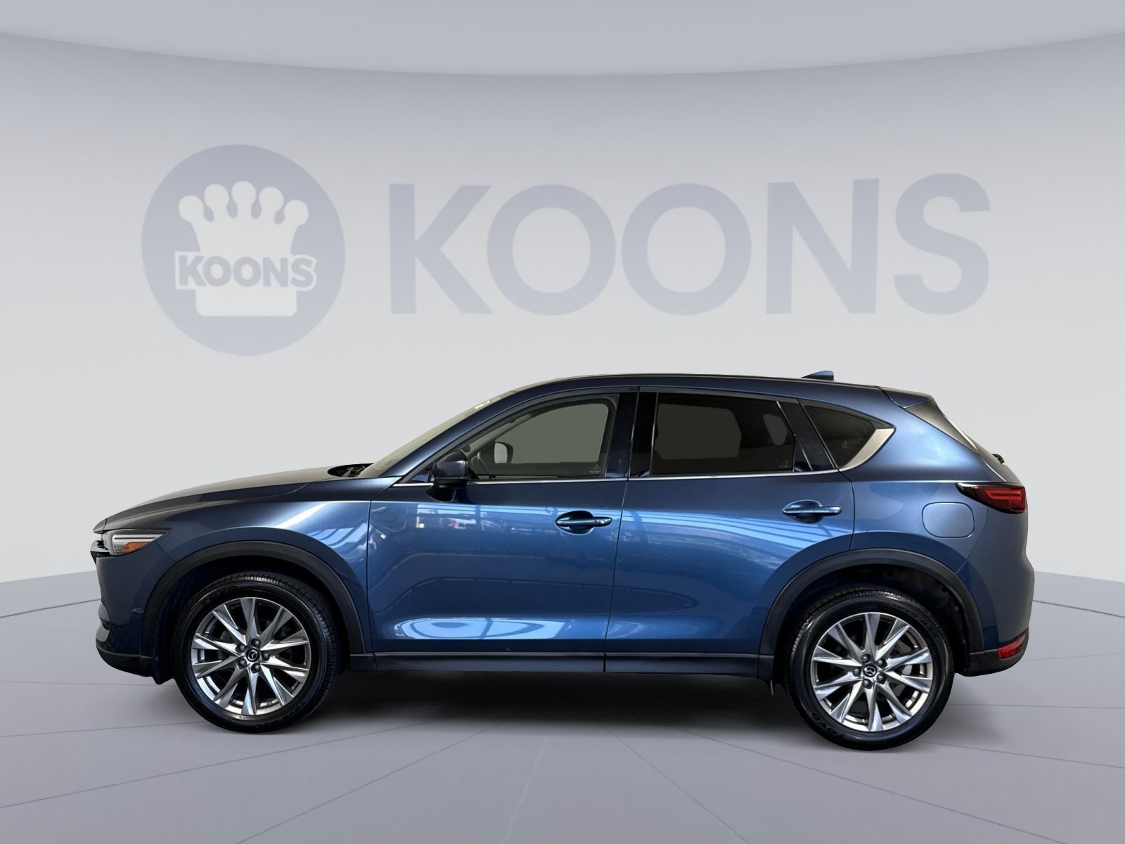 Used 2020 MAZDA CX-5 Grand Touring w/ GT Premium Package AWD/4WD image 2