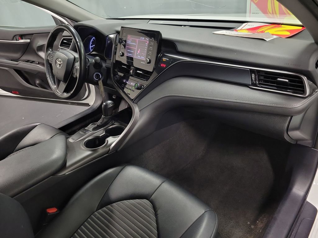 Used 2023 Toyota Camry SE image 23