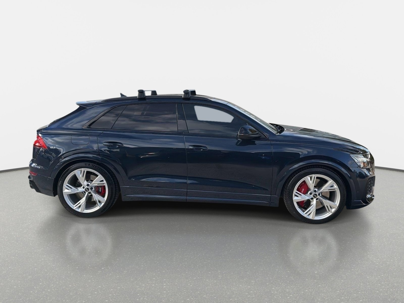 Used 2024 Audi RS Q8 AWD/4WD image 3
