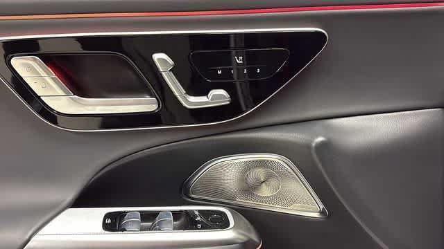 Used 2025 Mercedes-Benz E 53 AMG e 4MATIC Sedan image 15