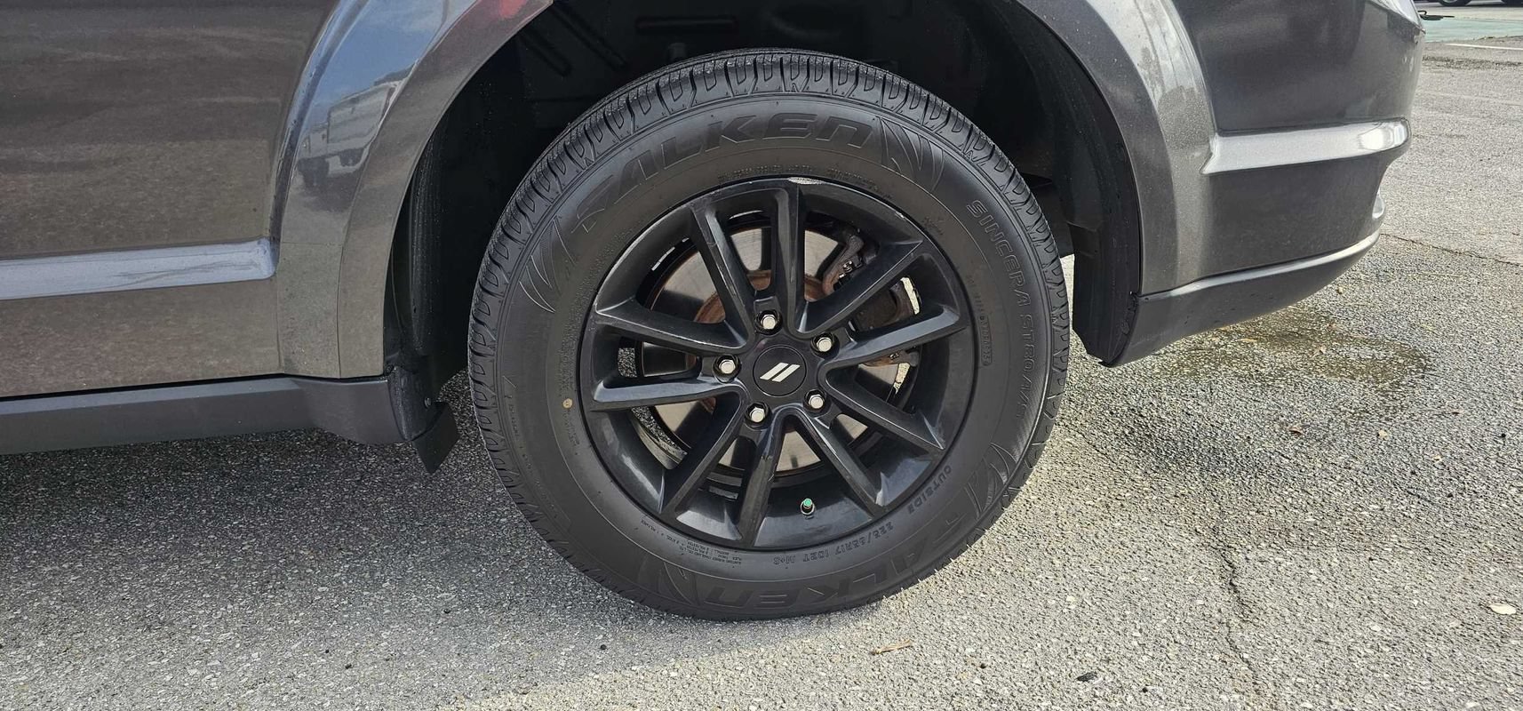 Used 2019 Dodge Journey SE w/ Blacktop Package FWD image 11