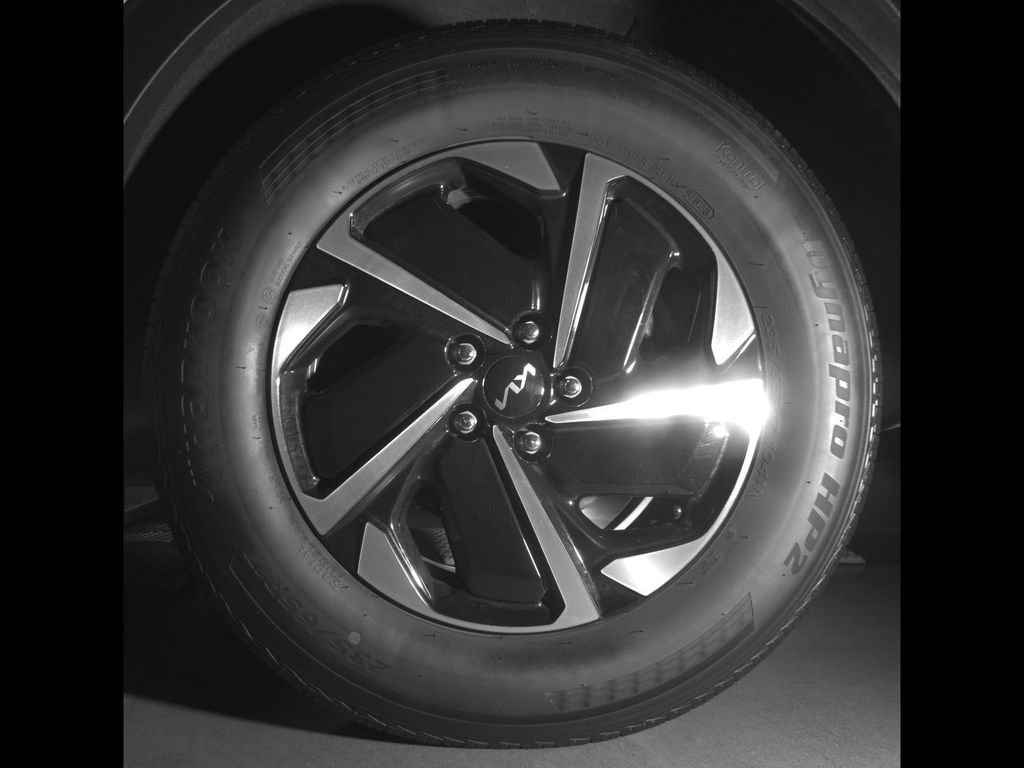 Certified 2023 Kia Sportage LX AWD/4WD image 14