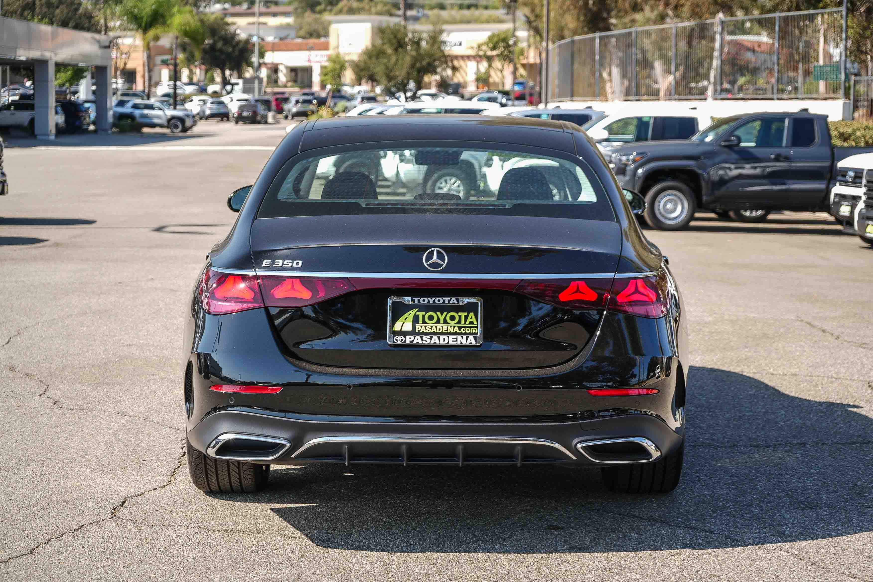 Used 2025 Mercedes-Benz E 350 Sedan w/ Winter Package image 7