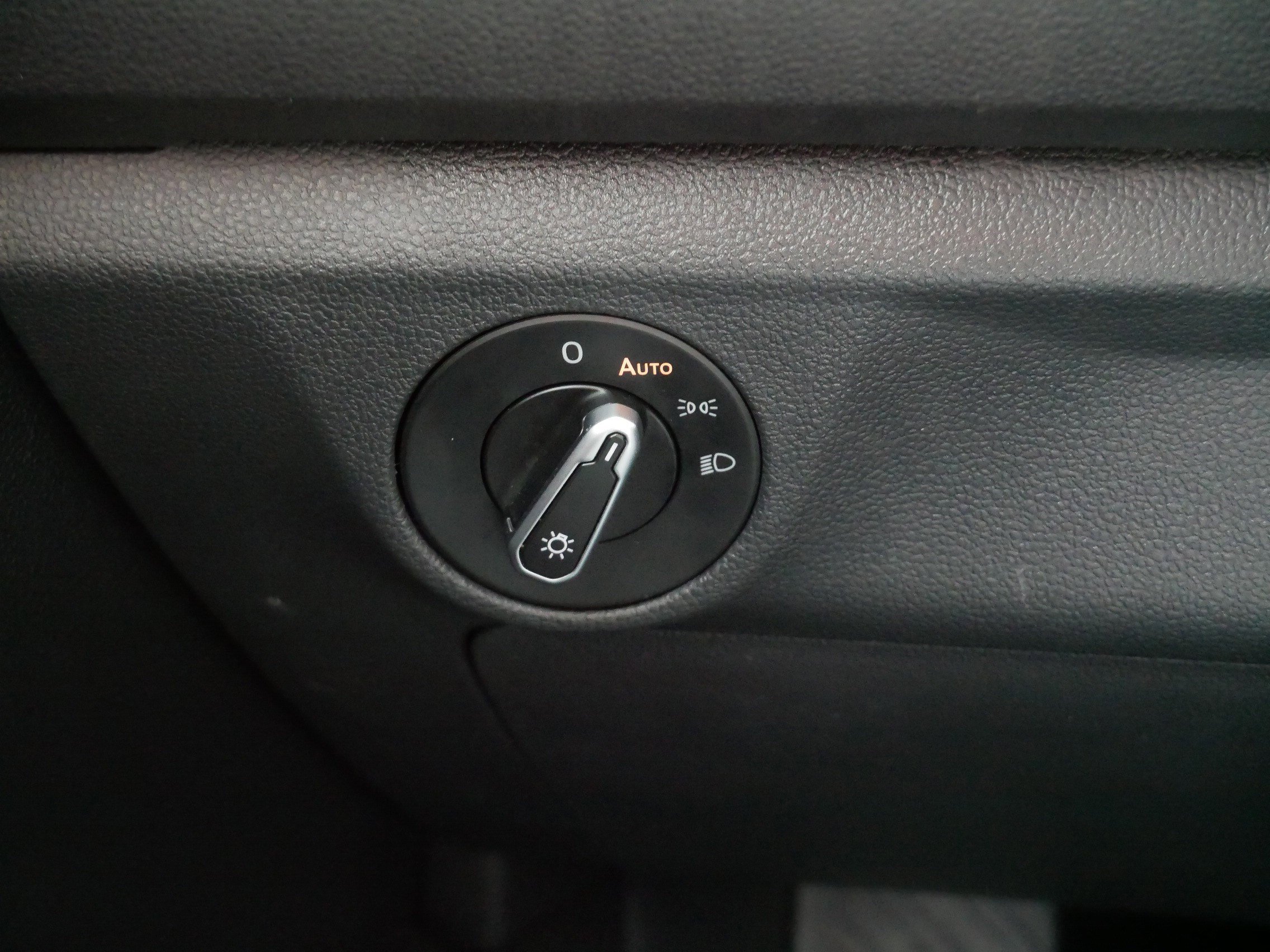 Certified 2024 Volkswagen Jetta S image 25