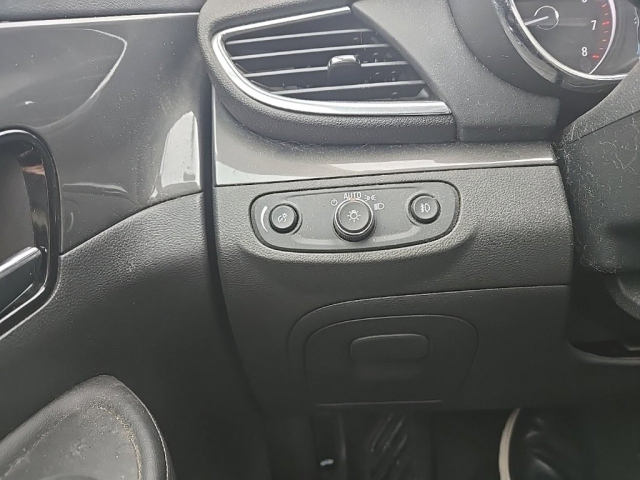 Used 2017 Buick Encore Essence w/ Experience Buick Package image 25